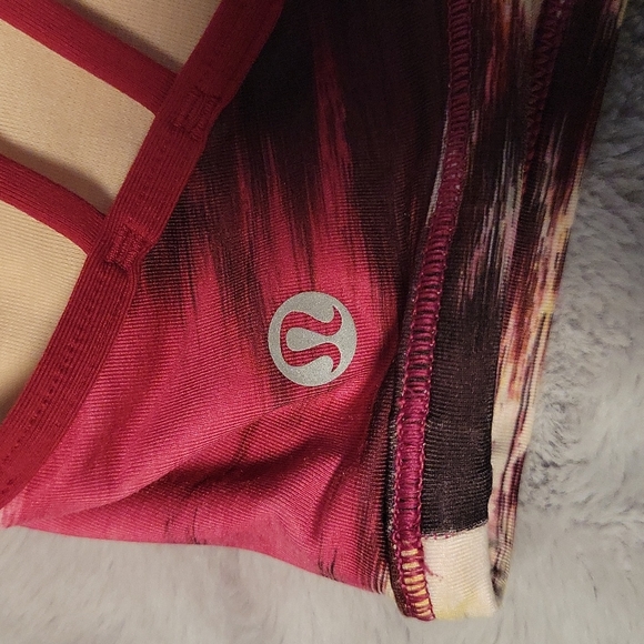 Lululemon - Lighten Up Bra - Size 6 - Picture 3 of 3